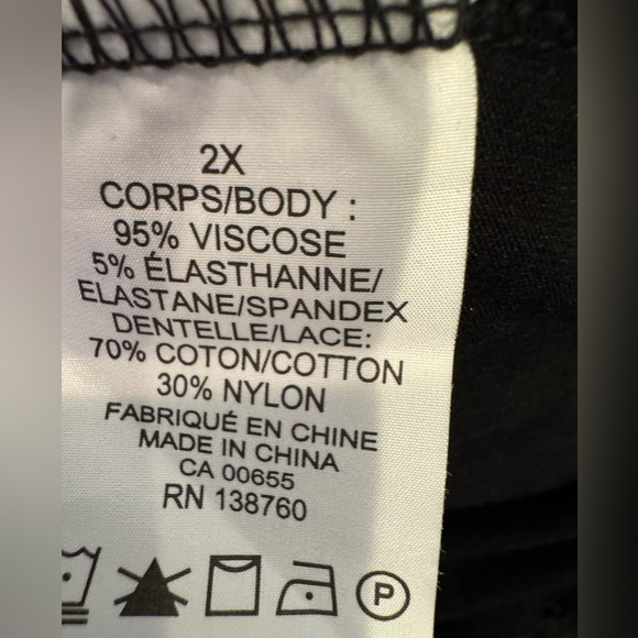 27 inches PTP 28 inches black no sleeve lace over top - Picture 5 of 9